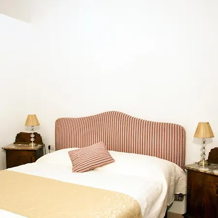 Evaluna Apartment *