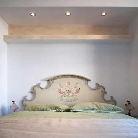 Apartament Evaluna *